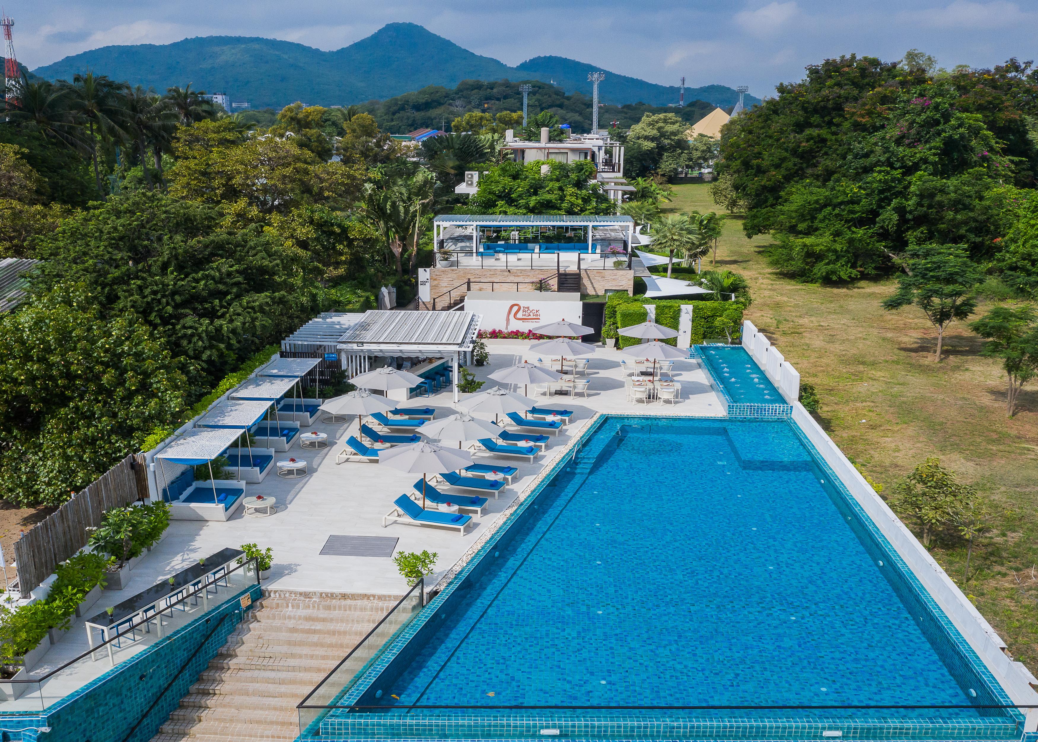 The Rock Hua Hin Beachfront Spa Resort Екстер'єр фото