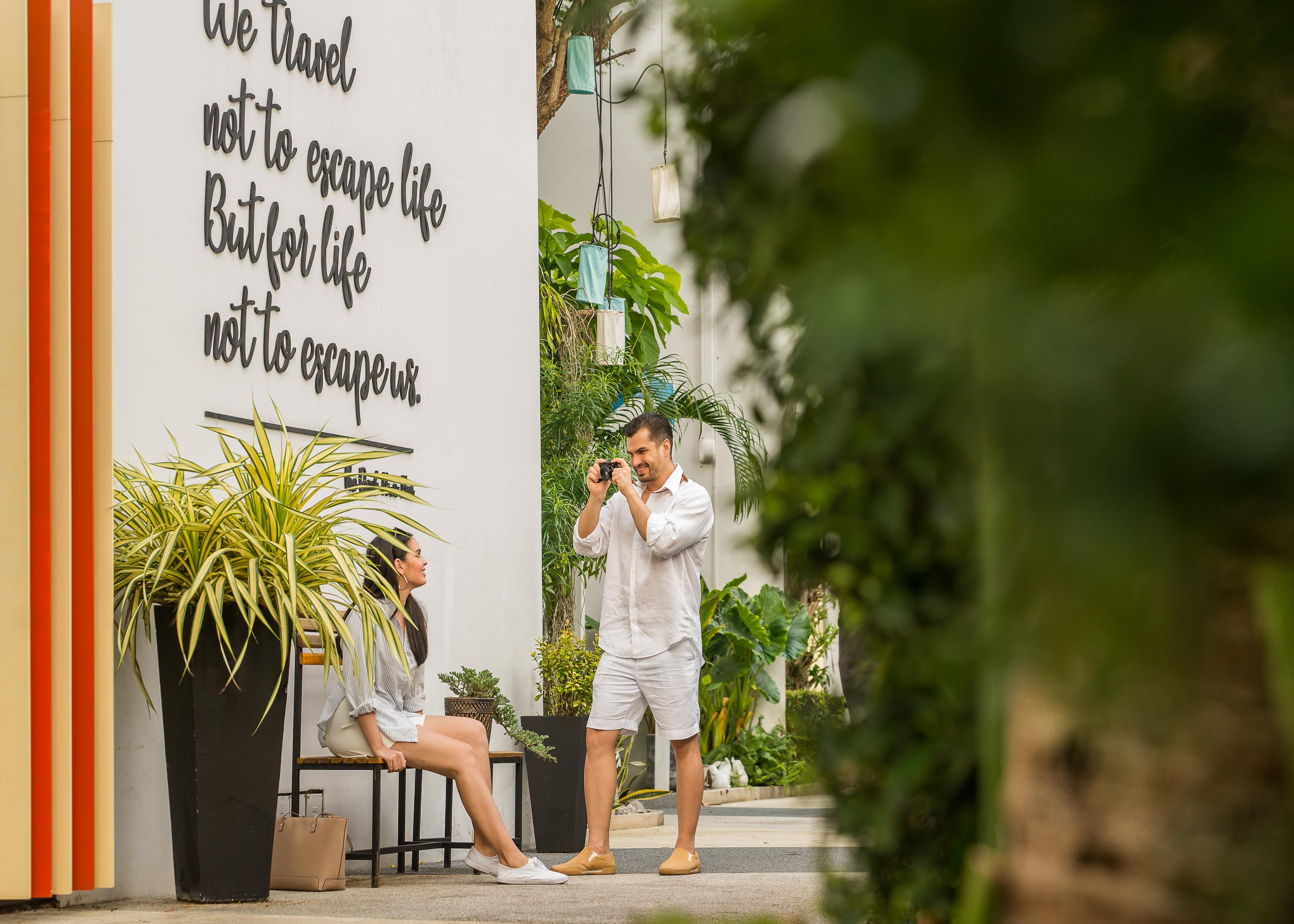 The Rock Hua Hin Beachfront Spa Resort Екстер'єр фото