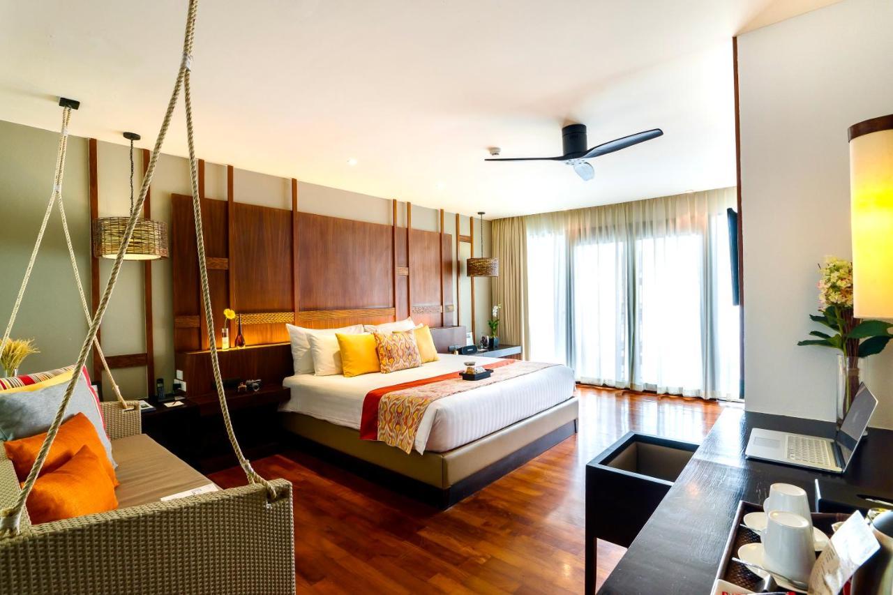 The Rock Hua Hin Beachfront Spa Resort Екстер'єр фото