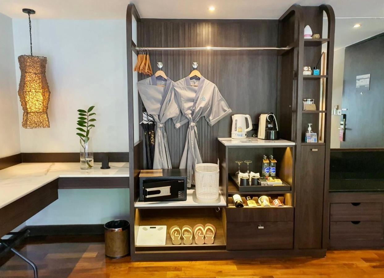 The Rock Hua Hin Beachfront Spa Resort Екстер'єр фото