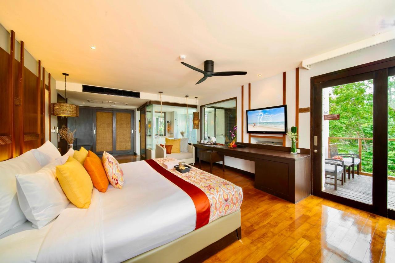The Rock Hua Hin Beachfront Spa Resort Екстер'єр фото