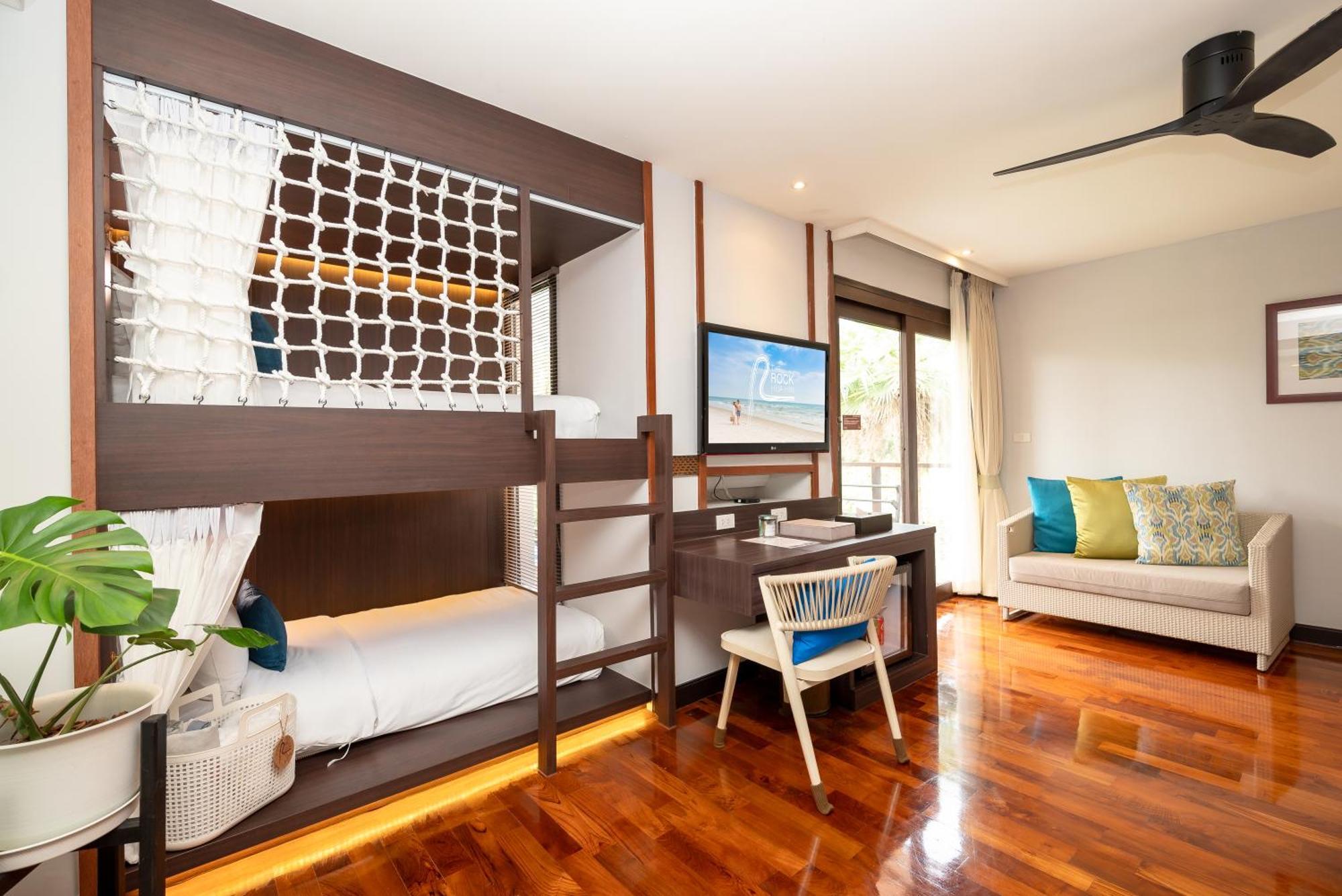 The Rock Hua Hin Beachfront Spa Resort Екстер'єр фото